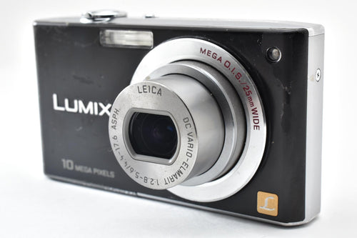 ★ パナソニック Panasonic DMC-FX35 コンパクトデジタルカメラ 動作確認OK 塗装ハゲ・傷・液晶黄ばみも撮影に影響なし ★ #9136