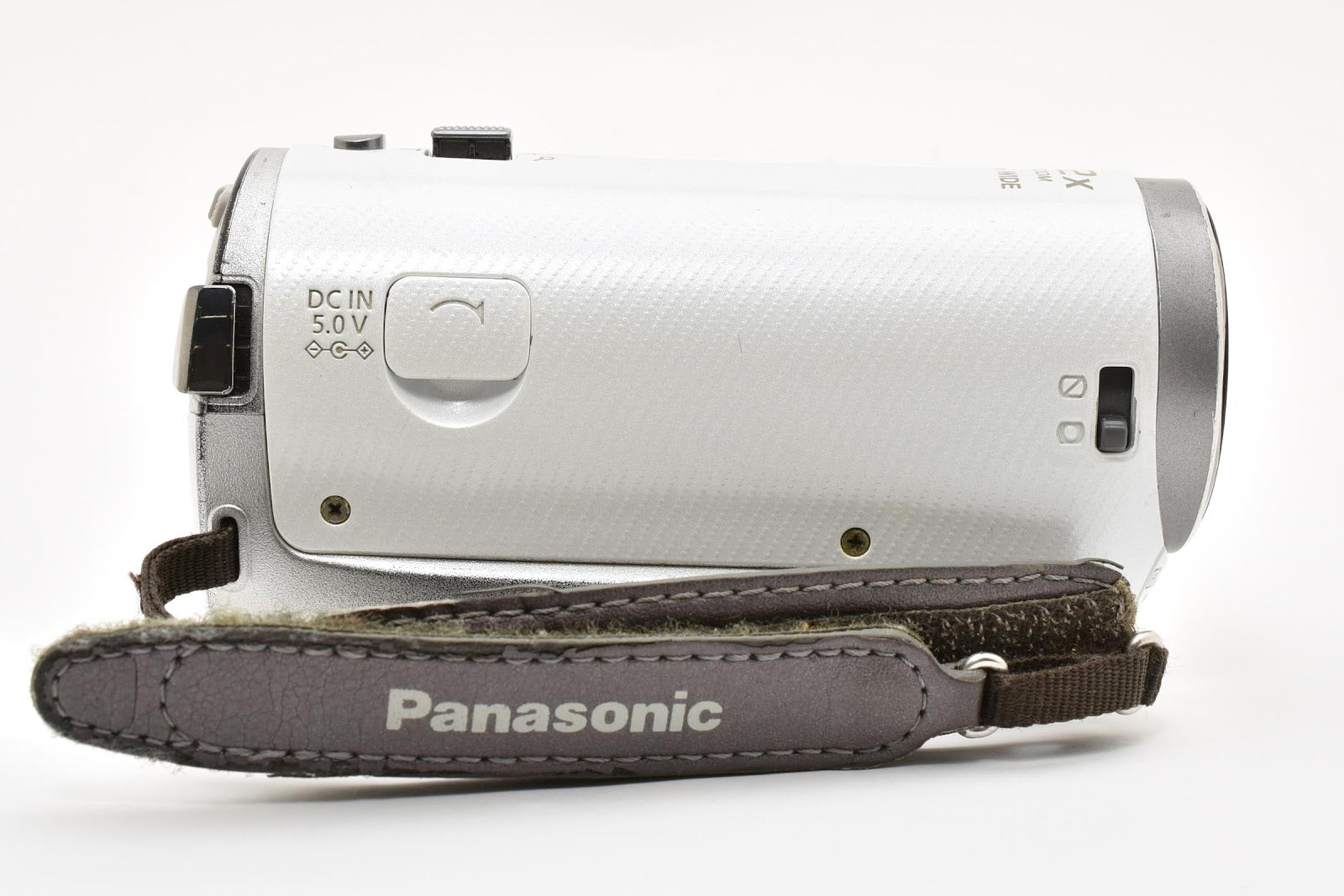 ★良品★ パナソニック Panasonic HDC-TM45 ホワイト ビデオカメラ ★ #8679