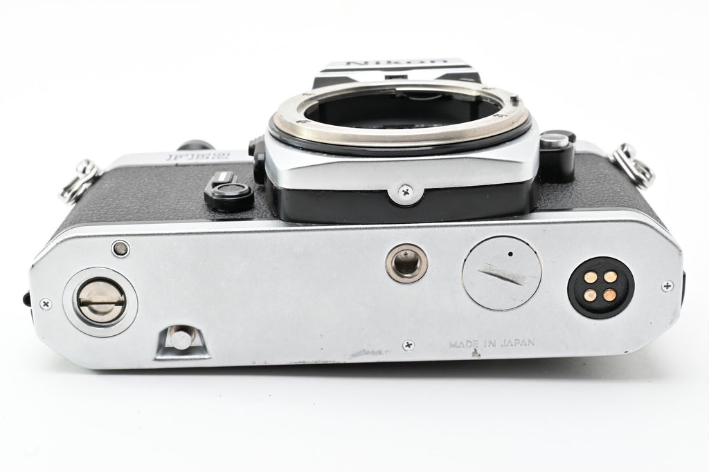 ★良品★ ニコン Nikon FE2 ボディ シルバー フィルムカメラ ★ #9009