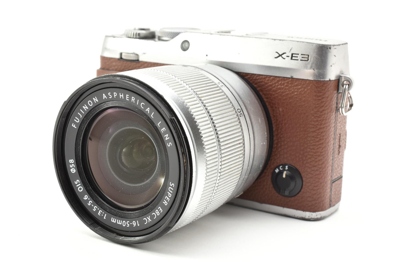 ★ショット数3,330回★ フジフイルム FUJIFILM X-E3 ボディ  XC 16-50MM F3.5-5.6 OIS ブラウン シルバー ★ #9074