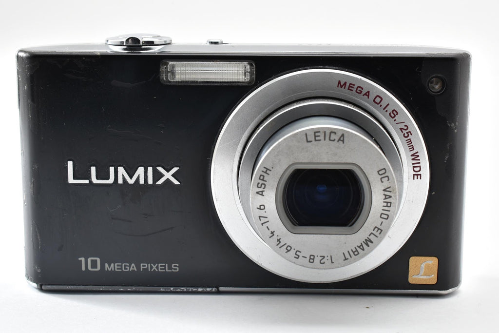 ★ パナソニック Panasonic DMC-FX35 コンパクトデジタルカメラ 動作確認OK 塗装ハゲ・傷・液晶黄ばみも撮影に影響なし ★ #9136