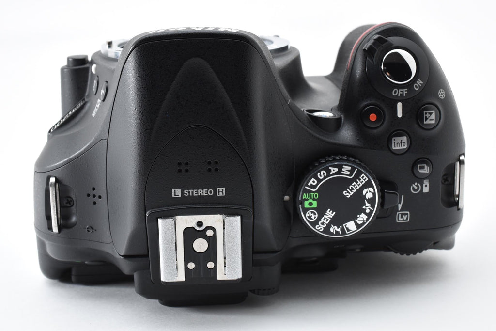 ★美品ショット数21,360回★ ニコン Nikon  D5200 ボディ デジタル一眼レフカメラ ★ #9387