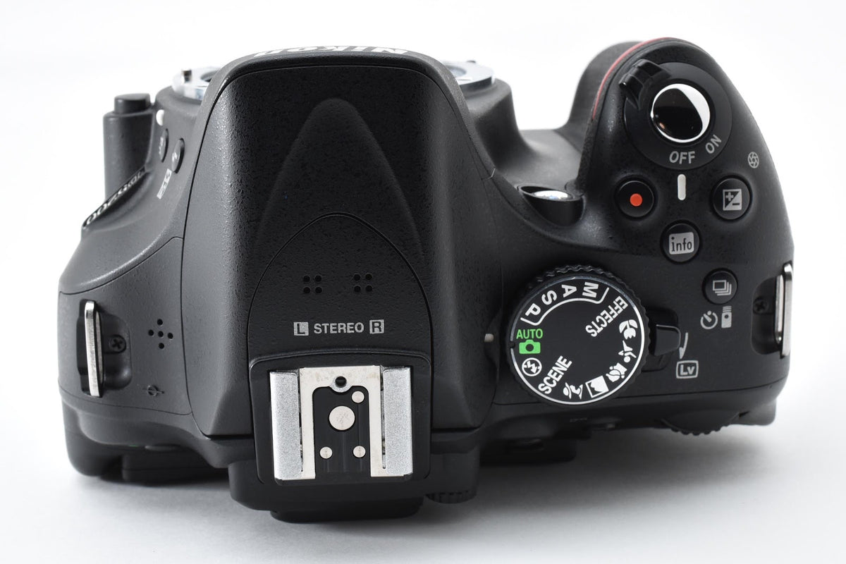★美品ショット数21,360回★ ニコン Nikon  D5200 ボディ デジタル一眼レフカメラ ★ #9387