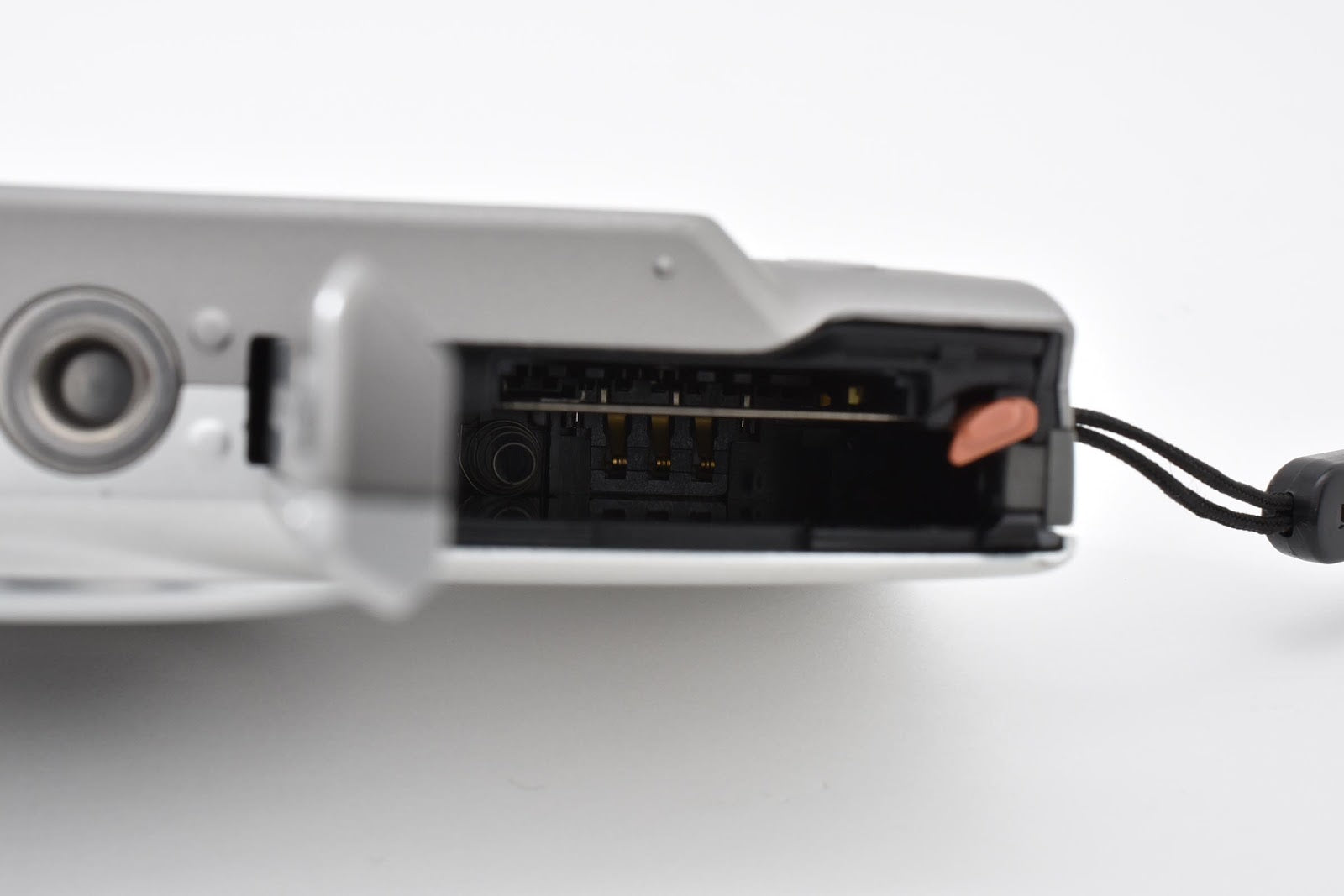 ★良品★ キャノン CANON POWERSHOT A4000 IS コンパクトデジタルカメラ ★ #9097