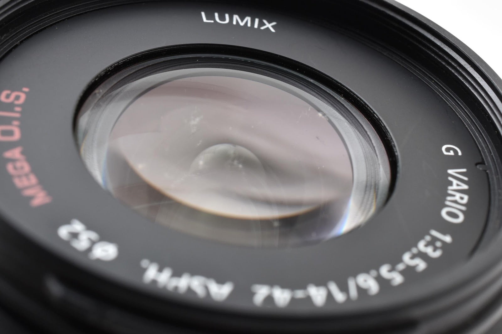 ★良品★ パナソニック Panasonic LUMIX G VARIO 14-42MM F3.5-5.6 ASPH./MEGA O.I.S. (H-FS014042) ★ #9049