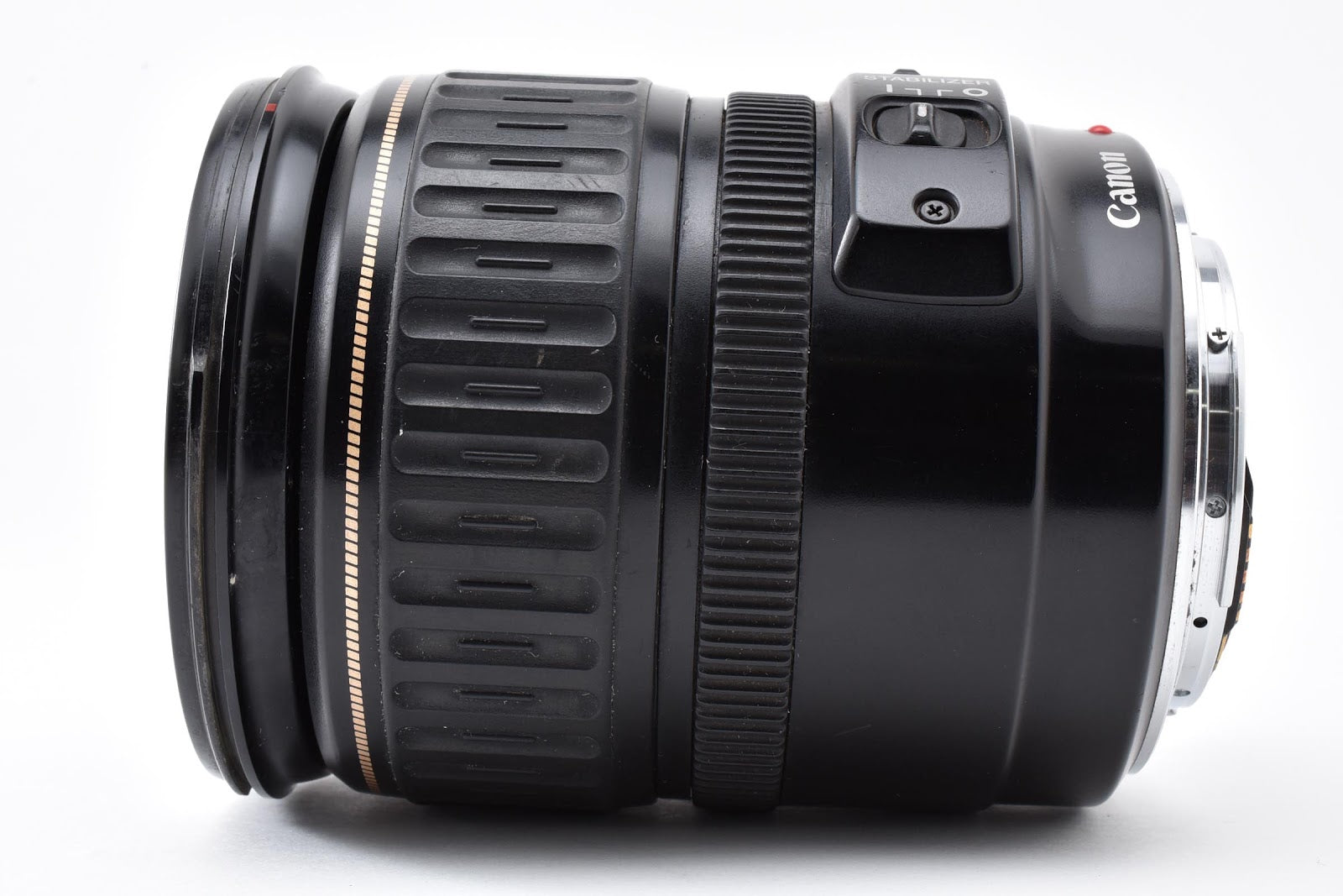 ★良品★ キヤノン CANON EF 28-135MM F3.5-5.6 IS USM 一眼レフレンズ ★ #8779
