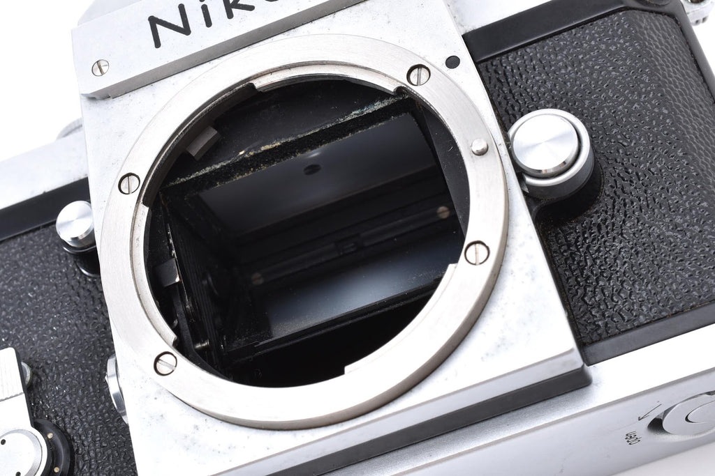 ★ ニコン Nikon F アイレベル シルバー ボディ 中期 フィルムカメラ ★ #8604