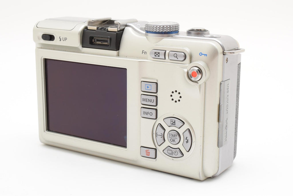 ★良品★ オリンパス Olympus ショット数5746回 E-PL1 シルバー ボディ ミラーレス一眼 ★ #9205