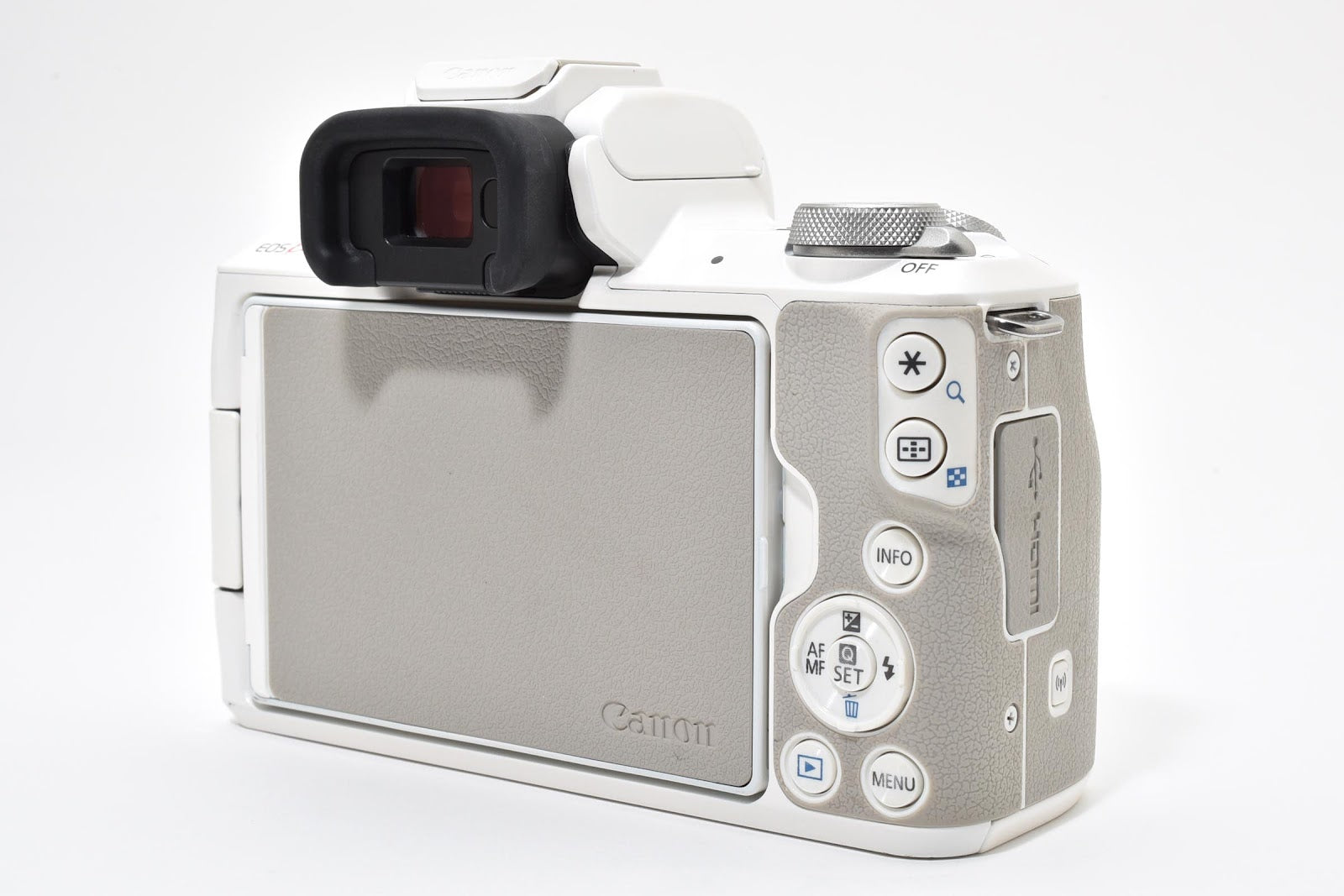 ★美品★ キャノン CANON EOS KISS M ボディ ホワイト ミラーレス一眼 小スレ 動作良好 ★ #8709