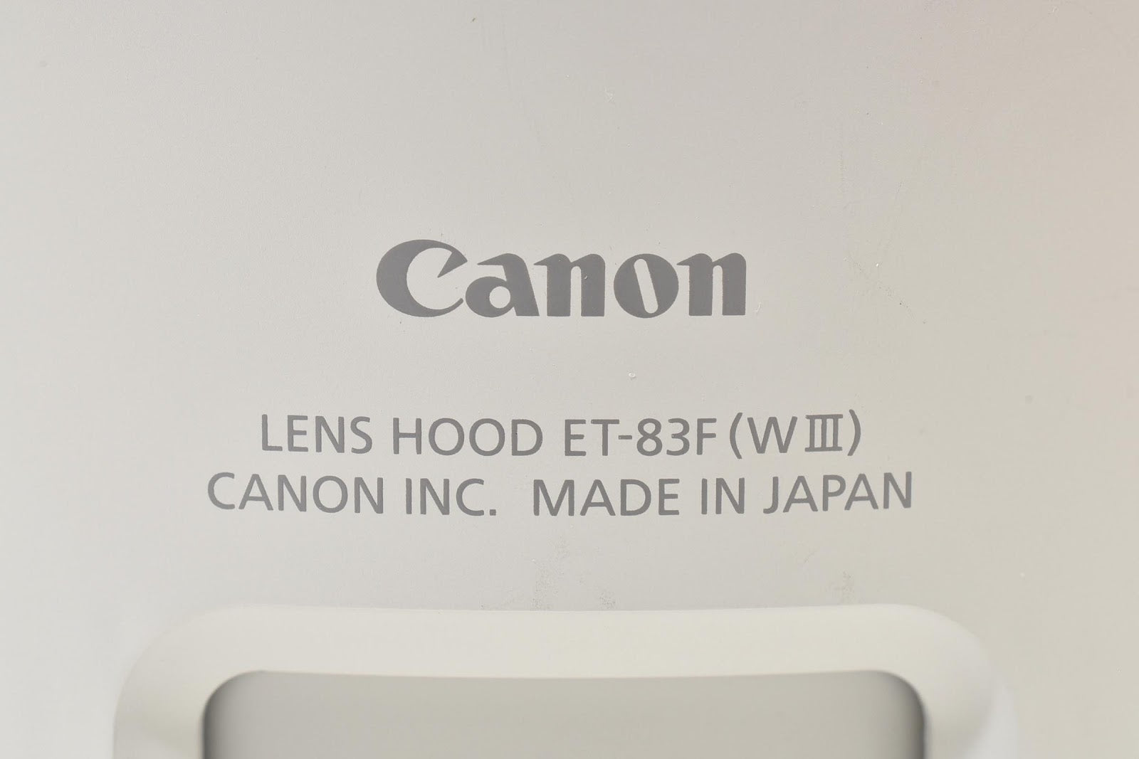 ★美品★ キヤノン CANON レンズフード ET-83F(WIII) RF70-200 F2.8 RF100-500 F4.5-7.1用 ★ #8749