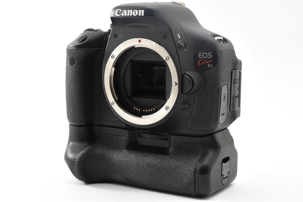 ★良品★ キヤノン CANON EOS KISS X5 デジタル一眼レフ ショット数29862 ボディ ショット数29862回 ★ #9231