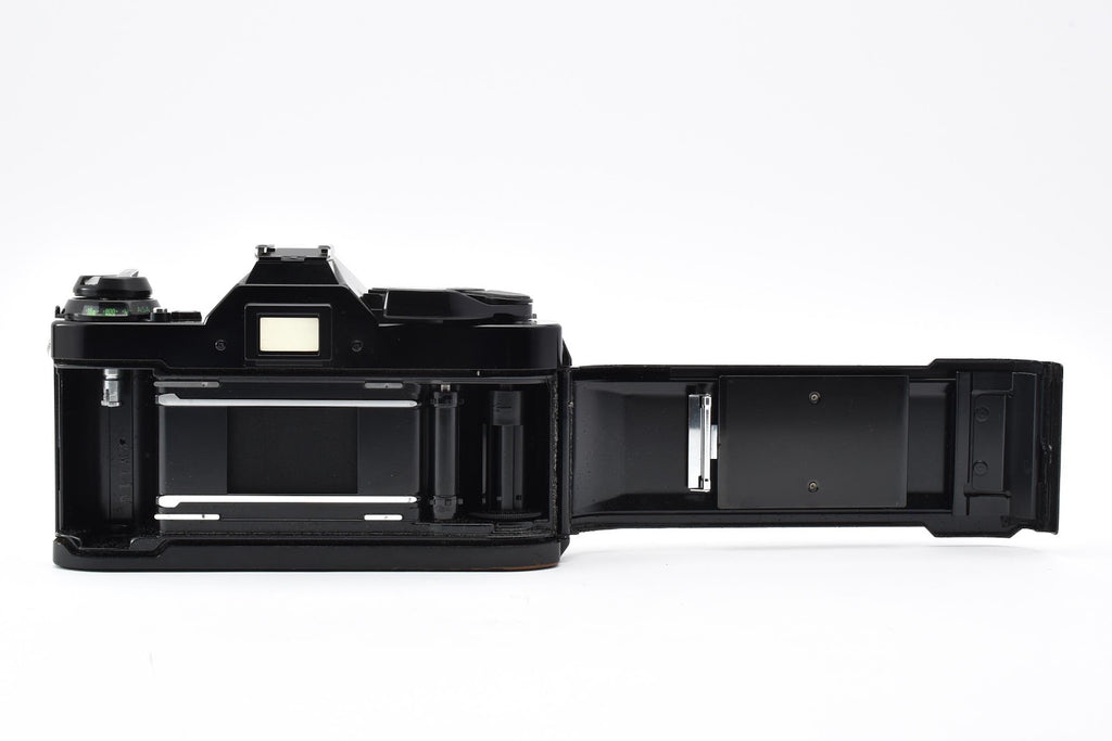 ★良品★ キヤノン CANON AE-1 PROGRAM ボディ NEW FD 50MM F1.8 シャッター鳴きなし ★ #8778