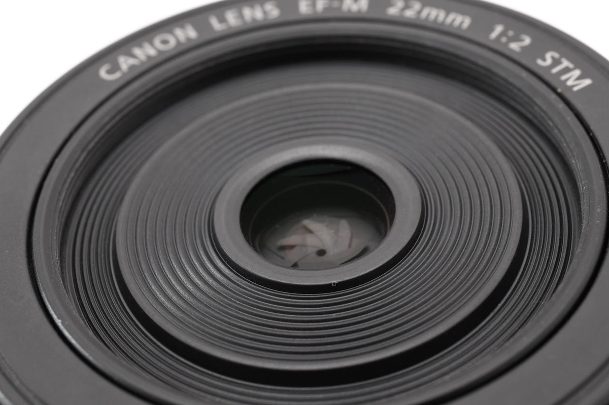★美品★ キヤノン CANON EF-M 22MM F2 ブラック 単焦点レンズ ★ #9174