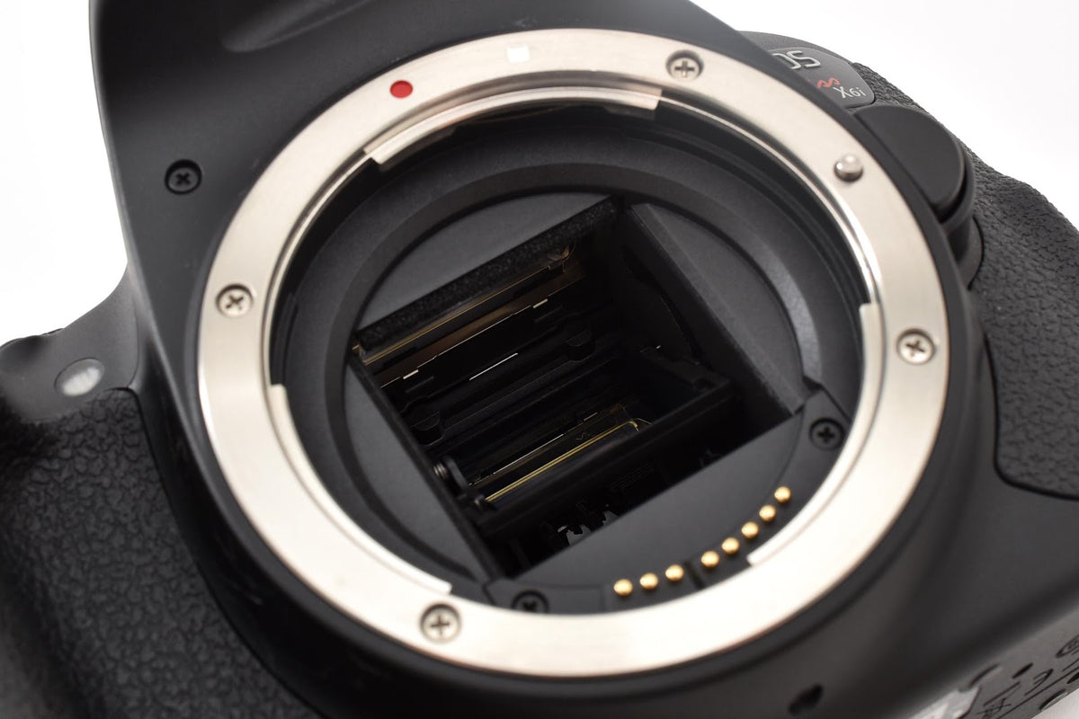 ★良品★ キヤノン CANON ショット数4137回 EOS KISS X6I ボディ デジタル一眼レフ ★ #9230