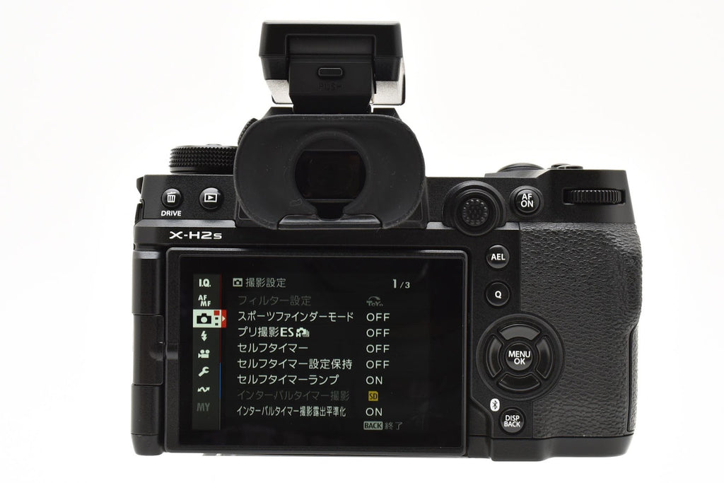 ★良品★ フジフイルム FUJIFILM ショット数15,090回 X-H2S ボディ  EF-X8 充電ケーブル付き デジタルカメラ ★ #9251