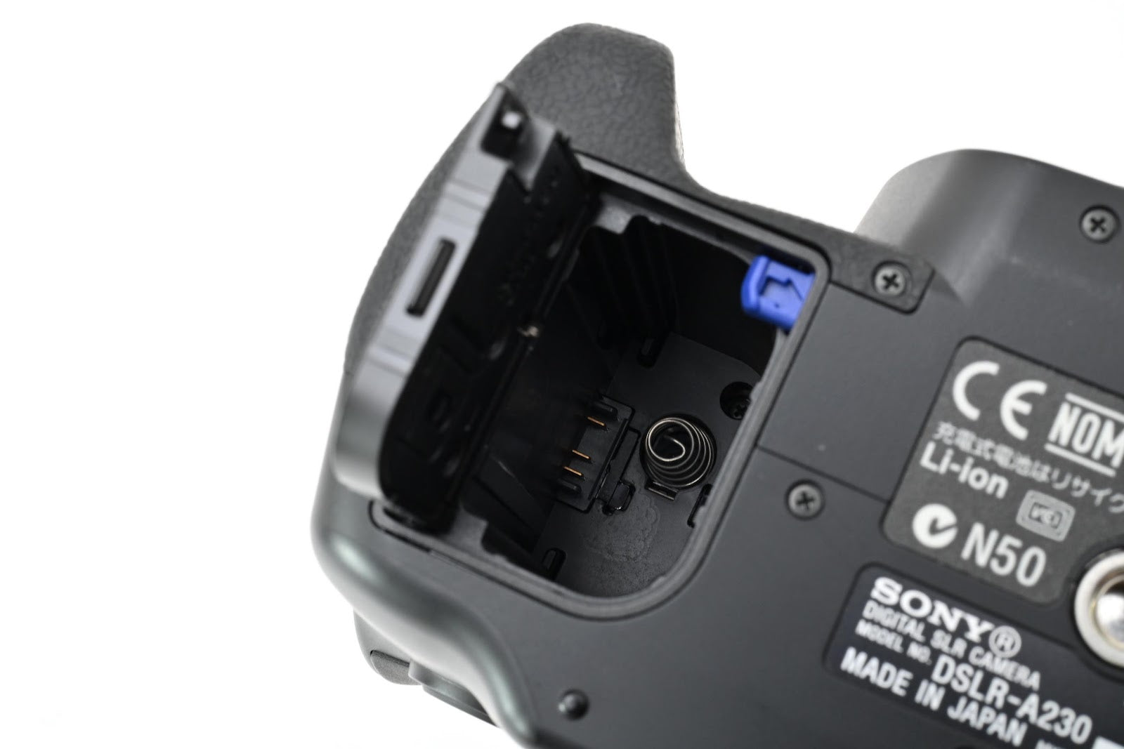 ★良品★ ソニー SONY α230 ボディ DSLR-A230 ショット数253回 1020万画素 デジタル一眼レフ ★ #9016