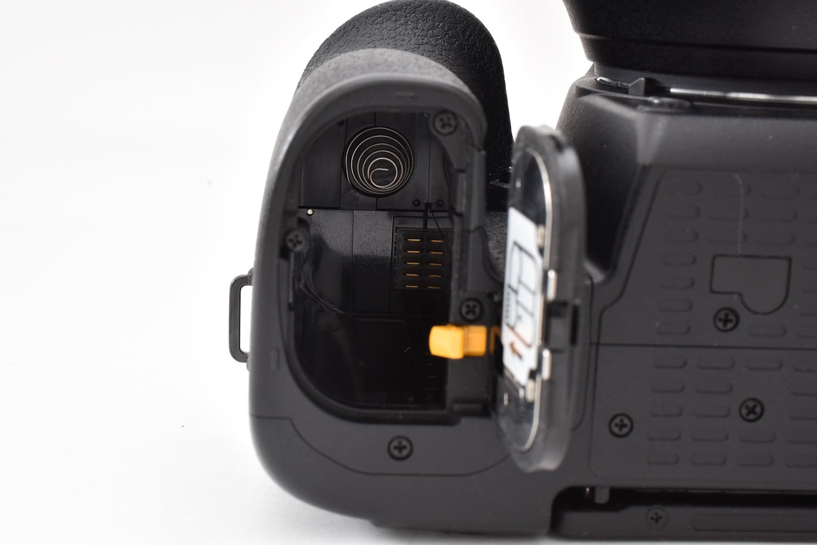 ★極上品ショット数23,107回★ ニコン Nikon D7500 18-140MM VR KIT  元箱付き ★ #8967