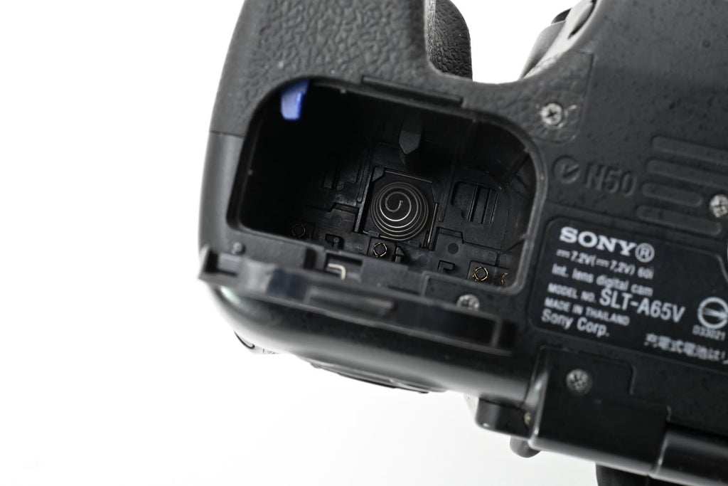 ★良品★ ソニー SONY ショット数27,382回 α 65 ボディ SLT-A65V デジタル一眼レフ 2430万画素 ★ #9013
