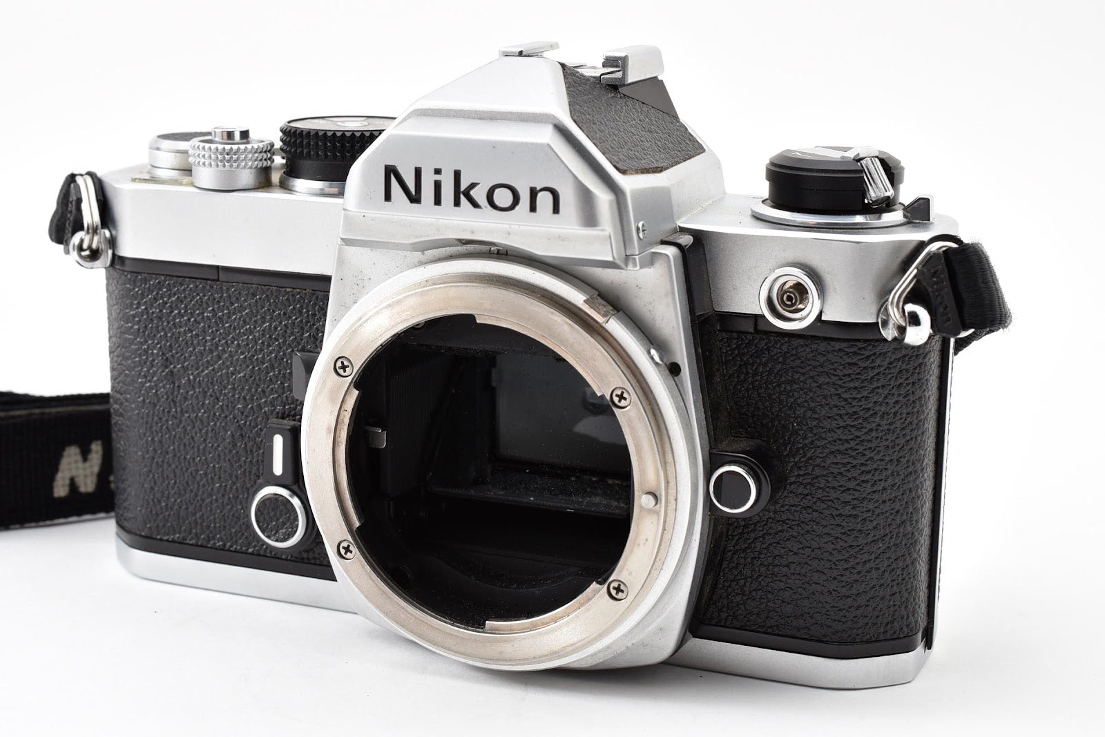 ★美品★ ニコン Nikon FM シルバー ボディ フィルムカメラ 説明書/発売時値札付き ★ #8966