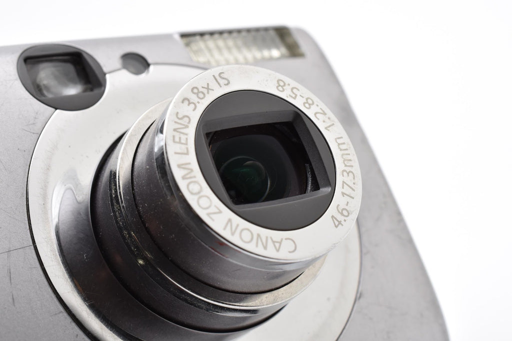 ★良品★ キヤノン CANON IXY DIGITAL 900 IS 710万画素 コンパクトデジタルカメラ ★ #9296