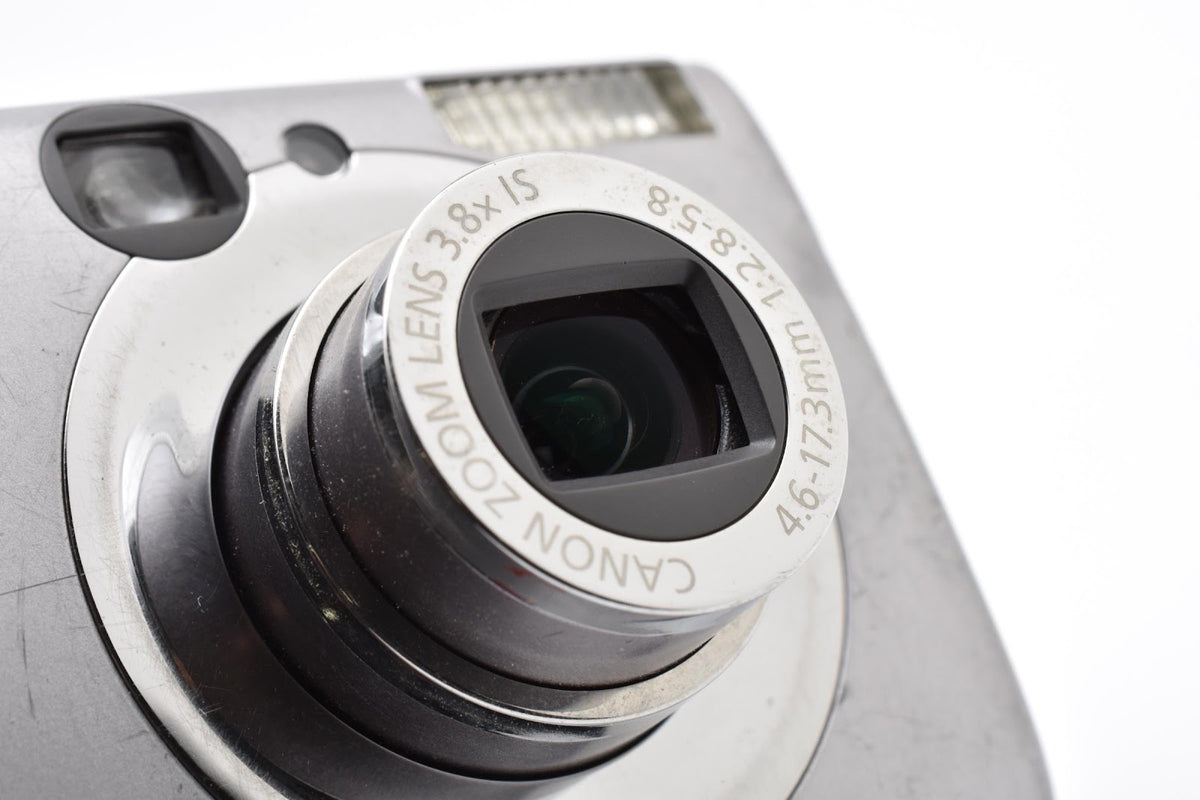 ★良品★ キヤノン CANON IXY DIGITAL 900 IS 710万画素 コンパクトデジタルカメラ ★ #9296