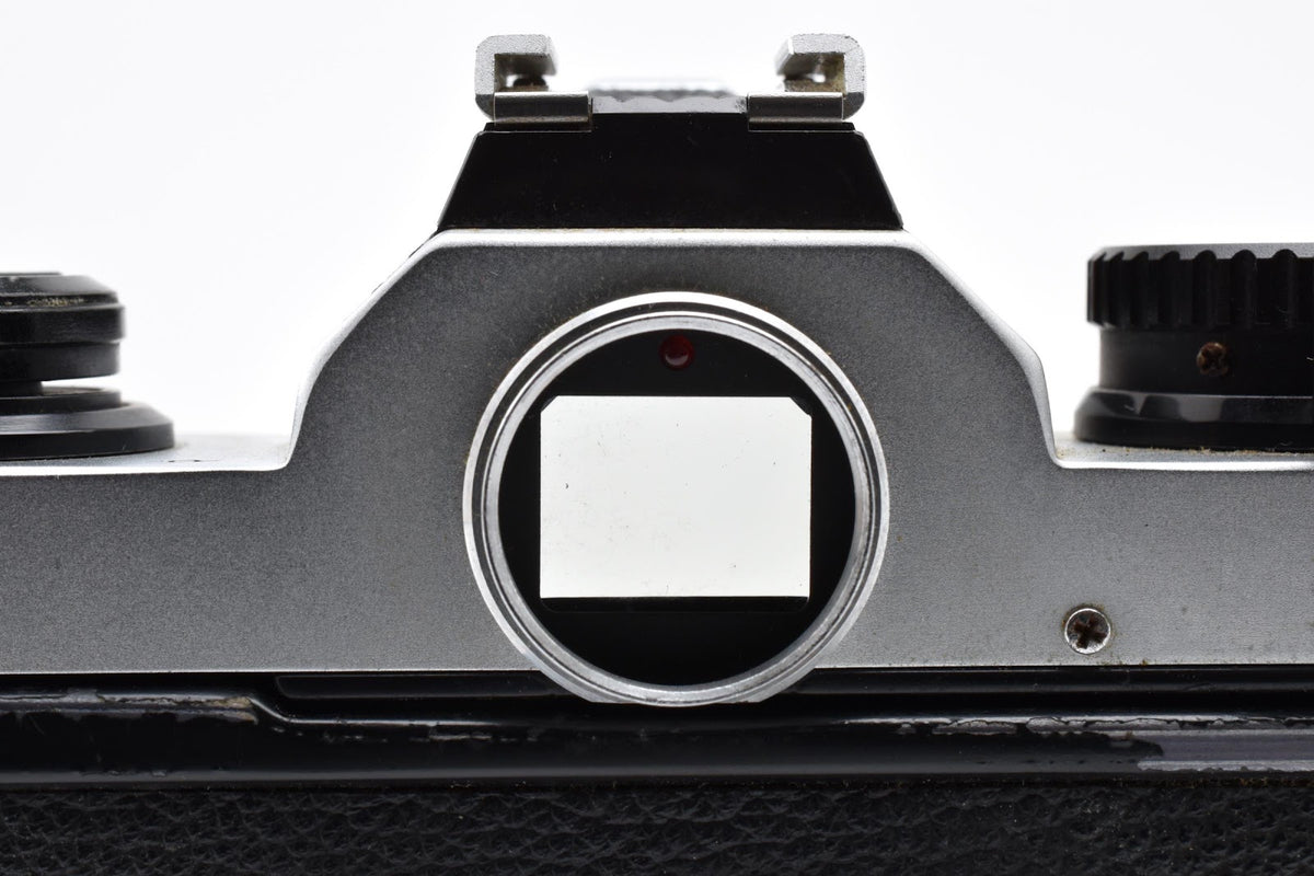 ★美品★ ニコン Nikon NEW FM2 ボディ シルバー フィルムカメラ ★ #9264