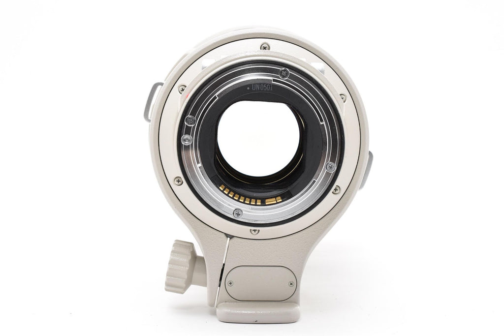 ★良品★ キヤノン CANON EF300MM F2.8L IS USM ケース付き 望遠レンズ トランクキーなし ★ #8759