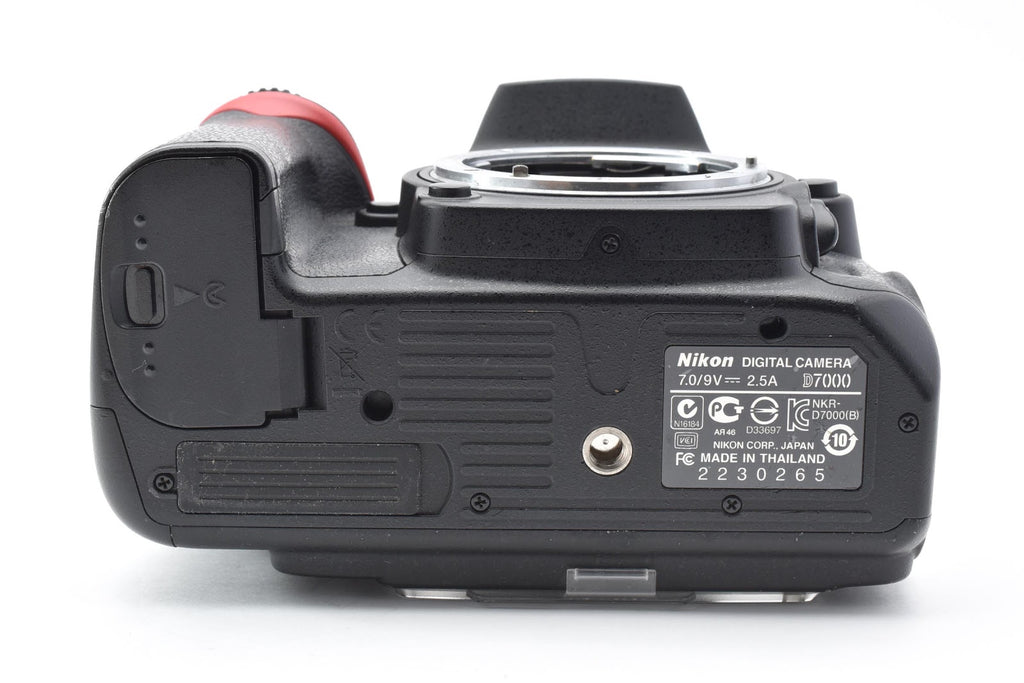 ★現状品★ ニコン Nikon ショット数10,890回 D7000 ボディ 1620万画素 デジタル一眼レフ ★ #9028