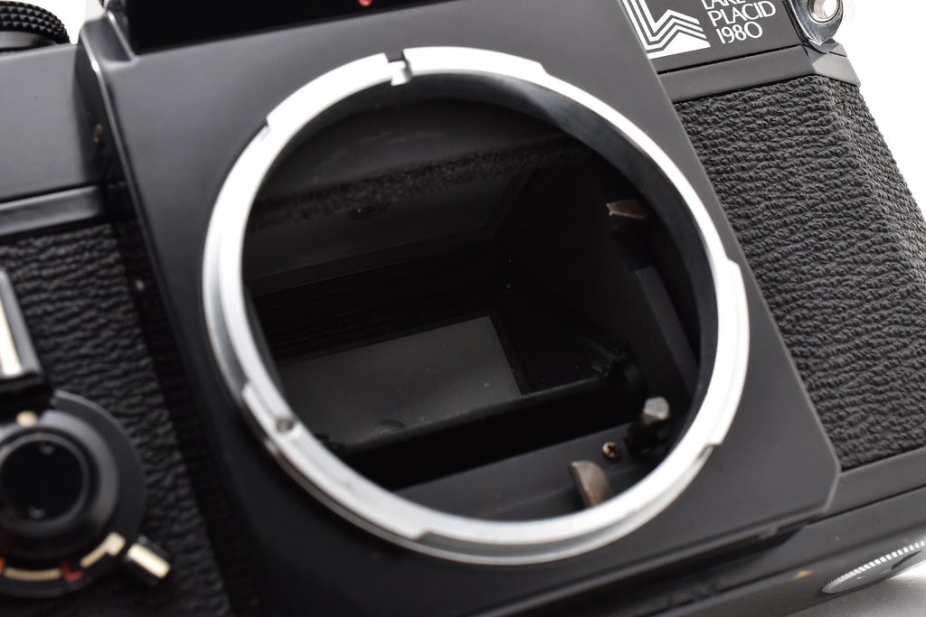 ★希少★ CANON F-1 LAKE PLACID 1980記念モデル フィルムカメラ ボディ 美品 ★ #8939