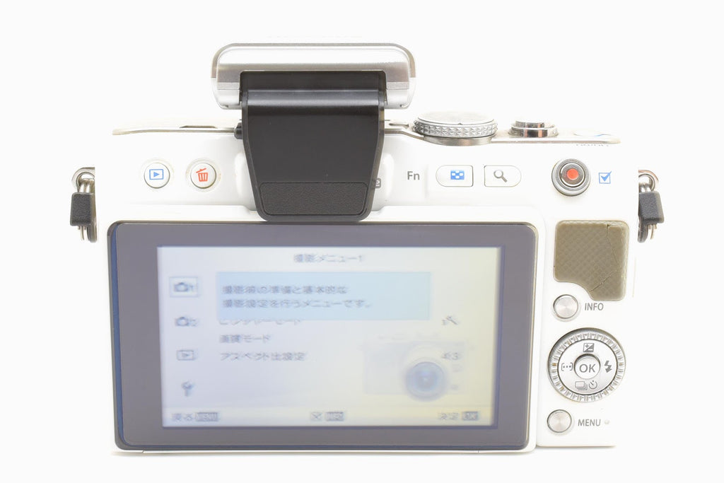 ★美品 ショット数5545回★ オリンパス Olympus E-PL3 ミラーレス一眼 ホワイト フラッシュ付 ★ #8660