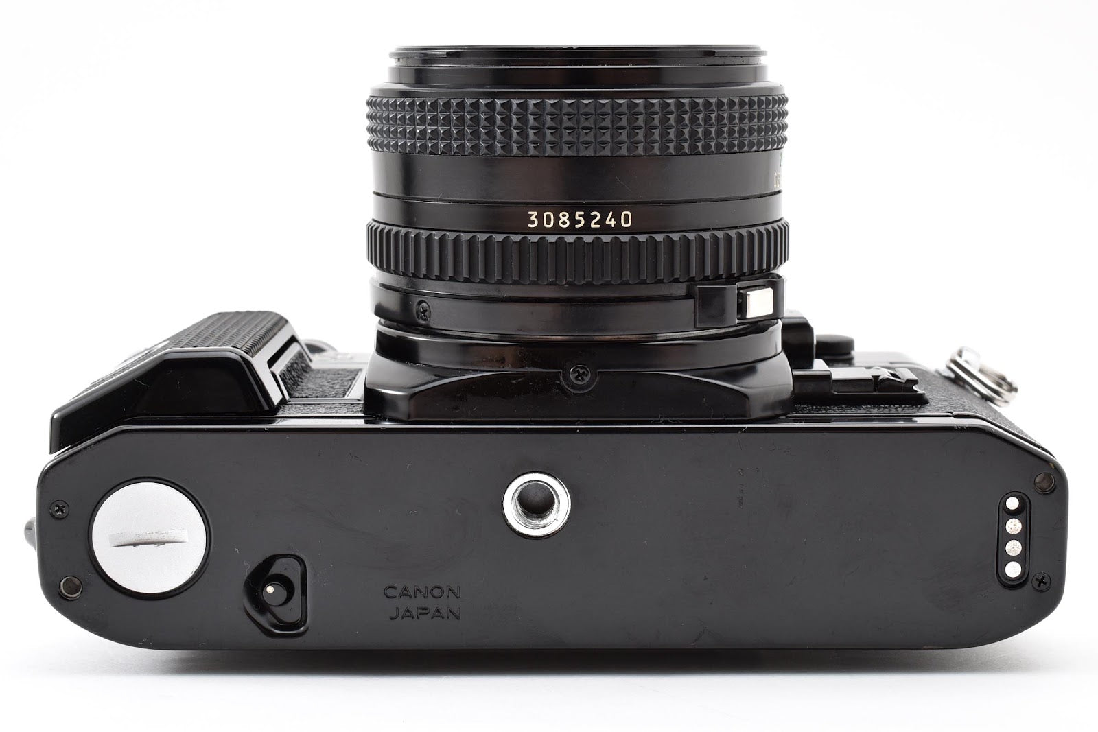 ★良品★ キャノン CANON AE-1 PROGRAM ボディ ブラック NEW FD 50MM F1.8 シャッター鳴きなし フィルムカメラ ★ #8933