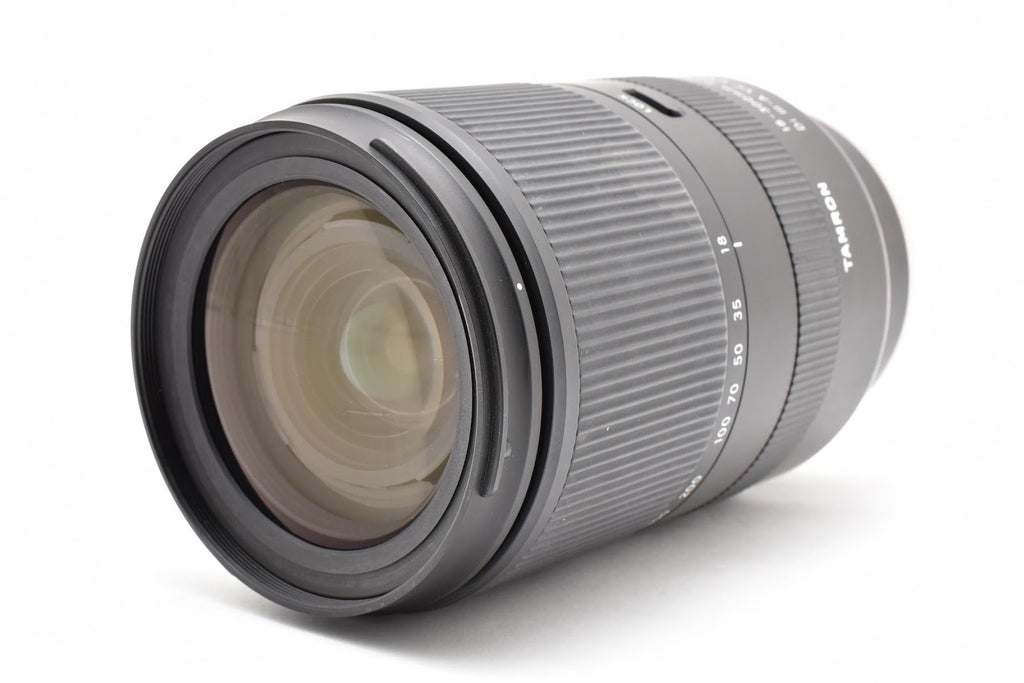 ★良品★ タムロン TAMRON 18-300MM F3.5-6.3 DI III-A VC VXD / MODEL B061 (ソニーE/APS-C用) ★ #9442