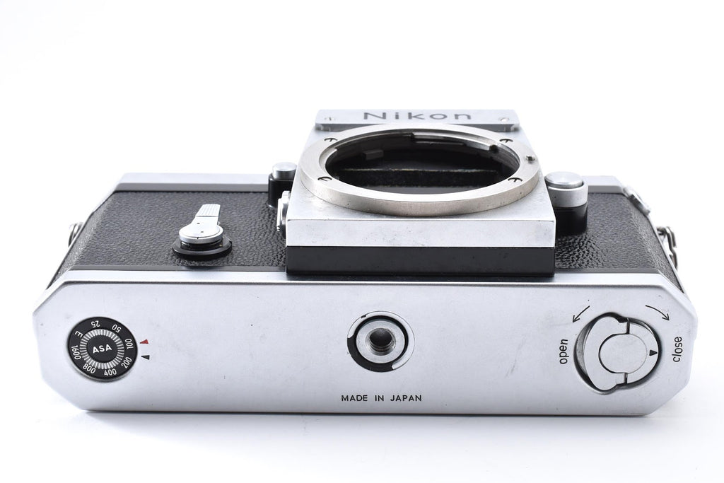 ★ ニコン Nikon F アイレベル シルバー ボディ 中期 フィルムカメラ ★ #8604
