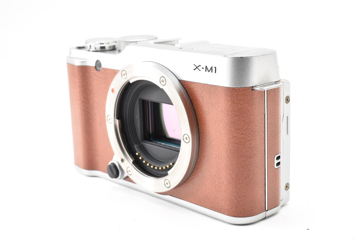 ★ フジフイルム FUJIFILM X-M1 ボディ ブラウン ミラーレス一眼 動作確認済 ★ #9429