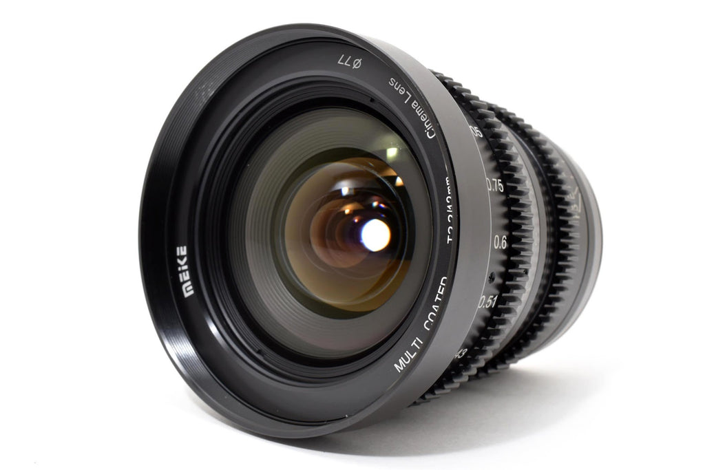 ★美品★ メイケ Meike MK-12MM T2.2 (マイクロフォーサーズ用) 純正ケース付き 交換レンズ 美品 ★ #8712