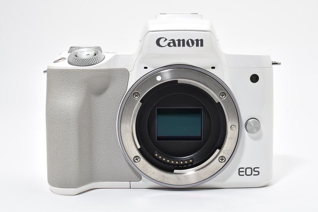 ★美品★ キャノン CANON EOS KISS M ボディ ホワイト ミラーレス一眼 小スレ 動作良好 ★ #8709