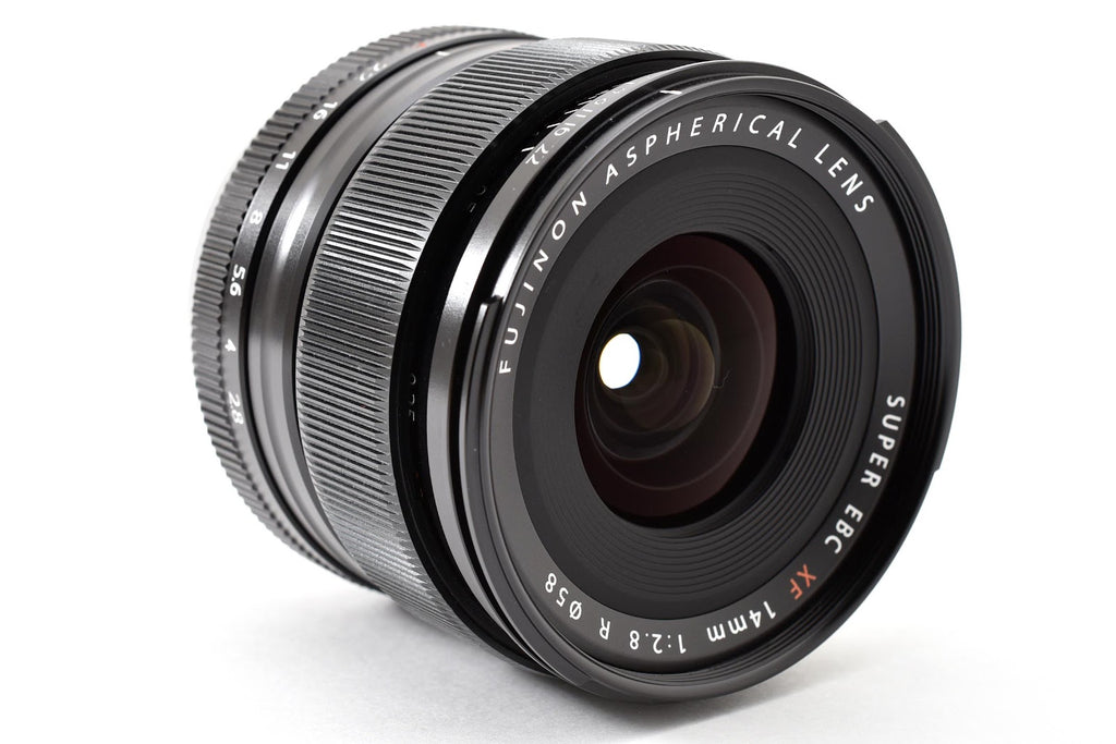 ★良品★ フジフイルム FUJIFILM SUPER EBC XF14mm F2.8 R 単焦点レンズ ★ #8986