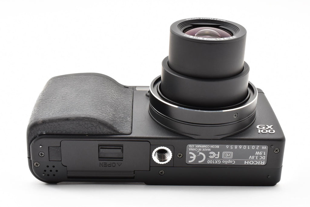 ★良品★ リコー RICOH CAPLIO GX100 VF-1 デジタルカメラ ★ #9455