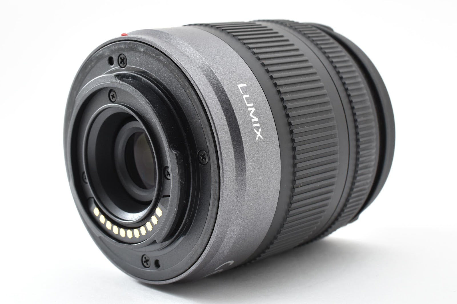 ★良品★ パナソニック Panasonic LUMIX G VARIO 14-42MM F3.5-5.6 ASPH./MEGA O.I.S. (H-FS014042) ★ #9049