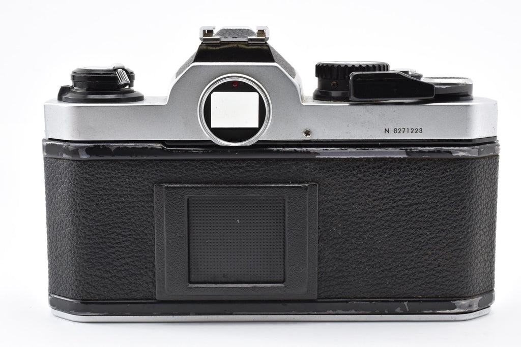 ★美品★ ニコン Nikon NEW FM2 ボディ シルバー フィルムカメラ ★ #9264