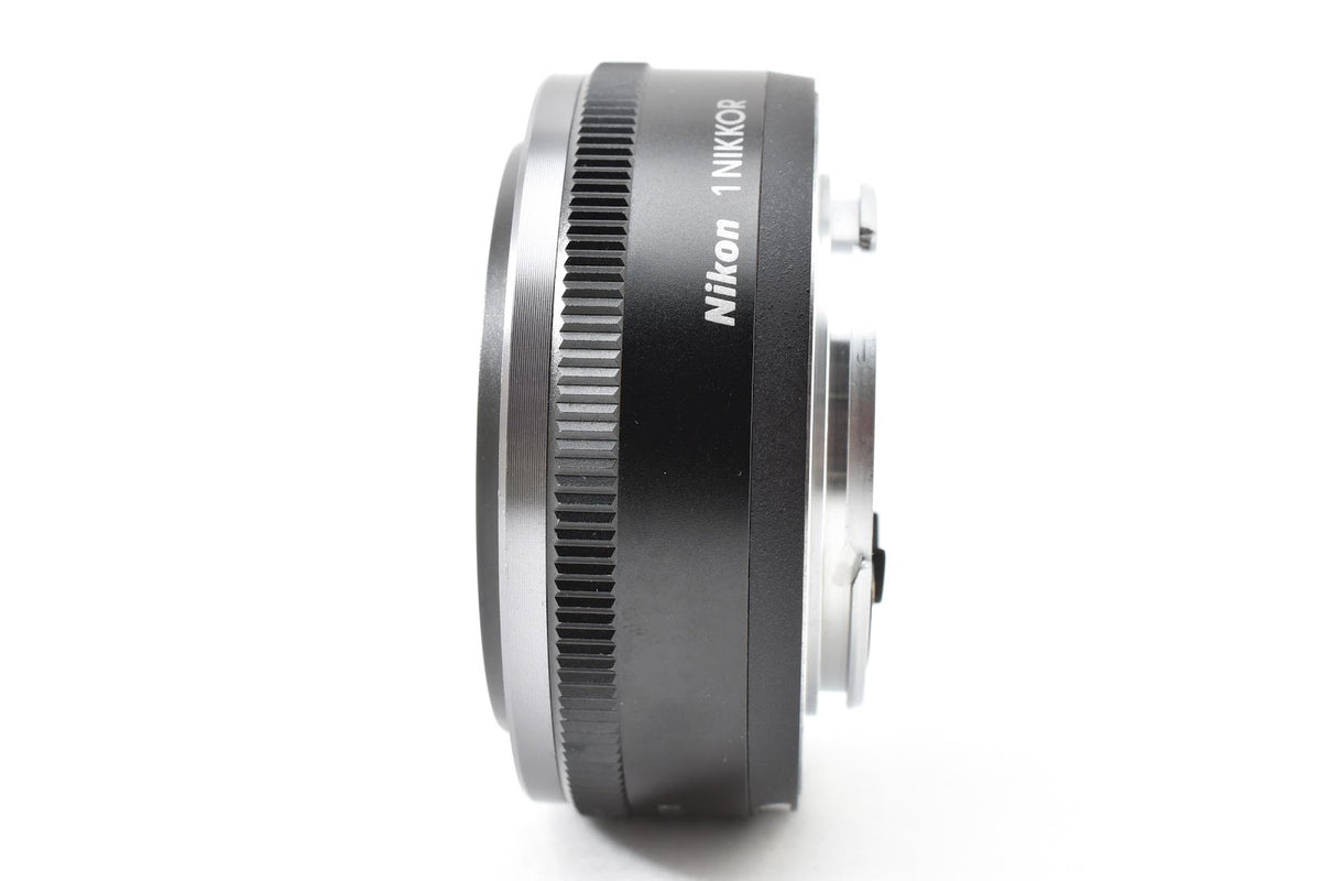 ★良品★ ニコン Nikon 1 NIKKOR 10MM F2.8 ブラック レンズ ★ #9104