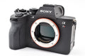 ★美品★ ソニー SONY α7R V ボディ ILCE-7RM5 ショット数28,808回 充電器/ストラップ付き ★ #8935