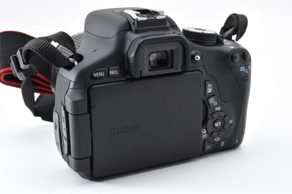 ★良品ショット数僅か3回★ キヤノン CANON  EOS KISS X5 ボディ EF-S 18-55MM F3.5-5.6 IS II デジタル一眼レフ ★ #9373