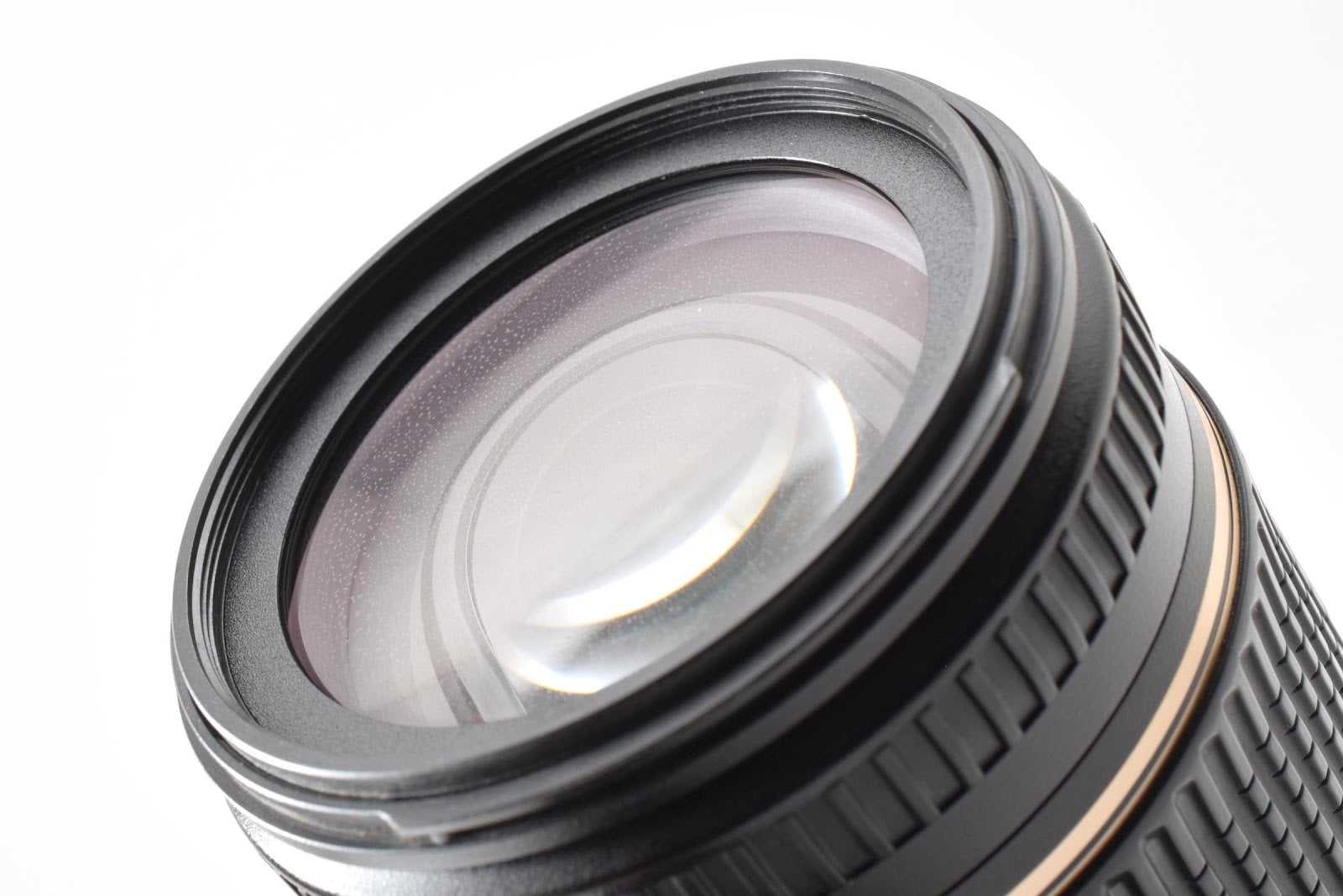 ★良品★ タムロン TAMRON 18-270MM F3.5-6.3 DI II VC PZD ニコン ズームレンズ ★ #8980