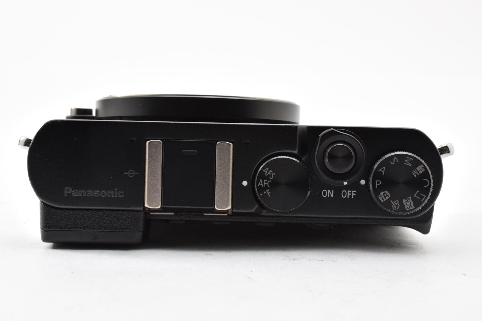 ★美品ショット数4372回★ パナソニック Panasonic DMC-GM5 ブラック ミラーレス一眼 ボディ  ★ #8881