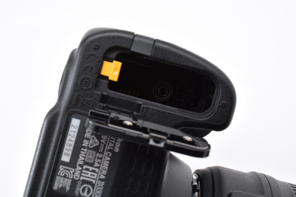★美品★ ニコン Nikon ショット数1,182回 D3300 ボディ AF-S NIKKOR 18-55MM レンズセット デジタル一眼レフ ★ #9274