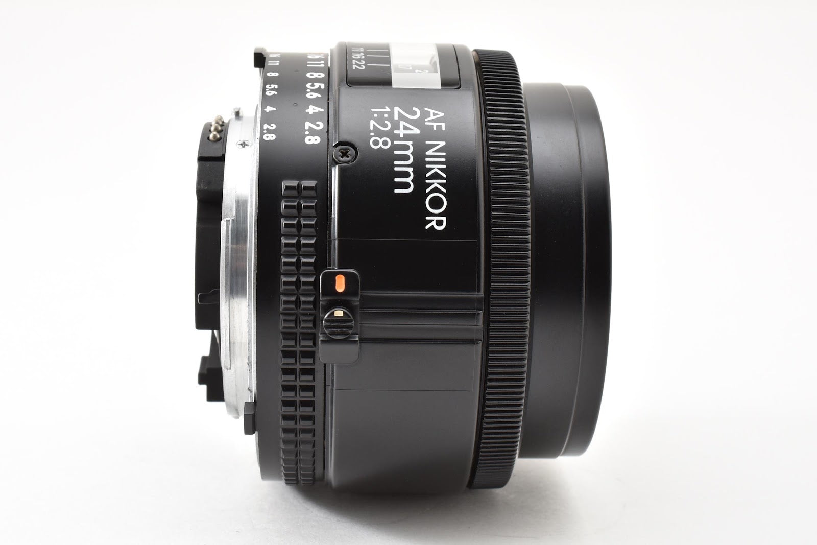 ★美品★ ニコン Nikon AF NIKKOR 24mm F2.8 広角 単焦点レンズ ★ #8819