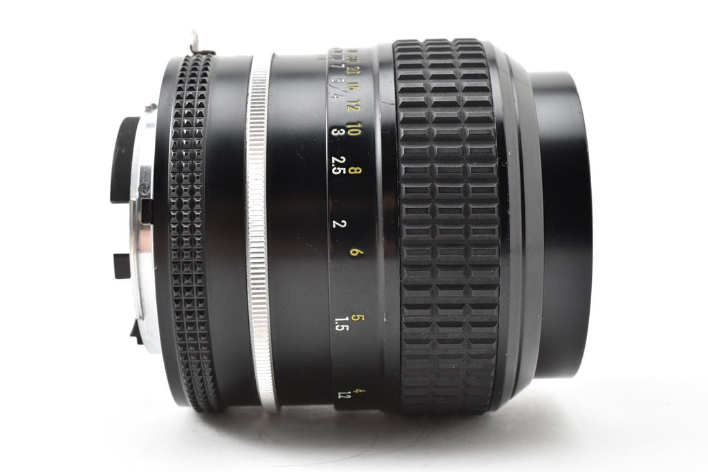 ★美品★ ニコン Nikon AI NIKKOR 105MM F2.5 単焦点 マニュアルフォーカス レンズ 光学クリア 動作問題なし ★ #9204