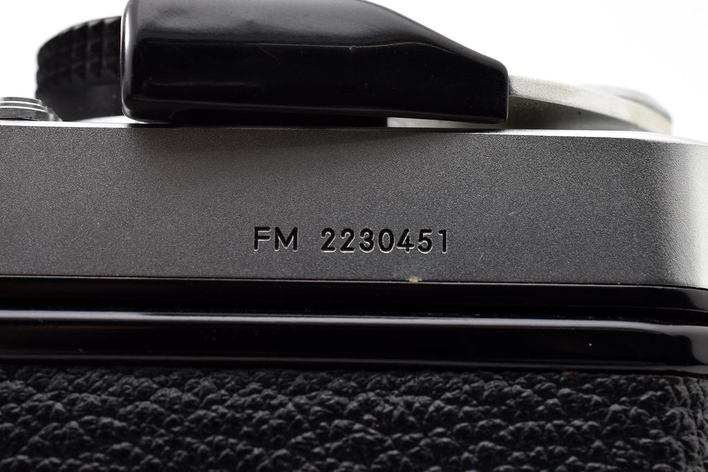 ★美品★ ニコン Nikon FM シルバー ボディ フィルムカメラ 説明書/発売時値札付き ★ #8966
