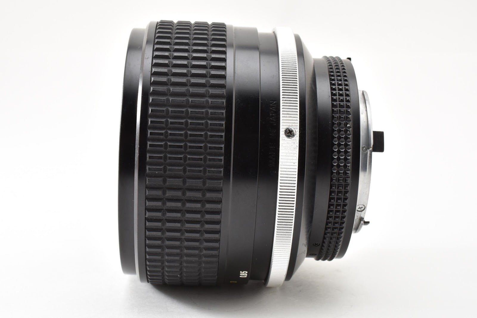 ★美品★ ニコン Nikon AI-S 85MM F1.4 シリアル194938 交換レンズ ★ #8820